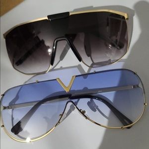 Please read....description.....unisex sunglasses